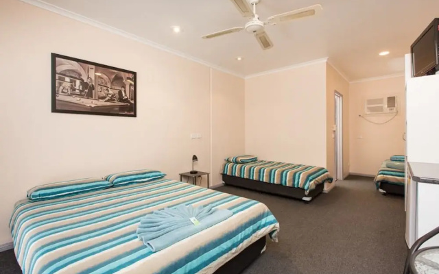 Wentworth Central Motor Inn