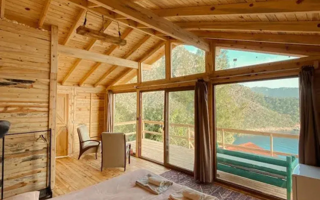 Shambala Lodge Hotel