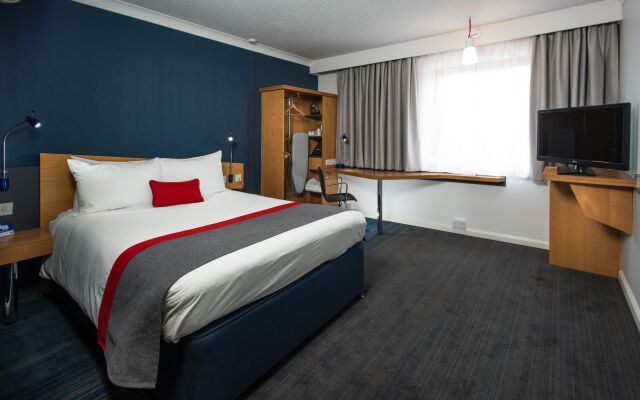 Holiday Inn Express Stoke On Trent, an IHG Hotel