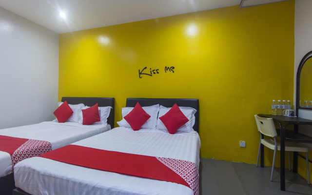OYO 880 Hotel Purple Town