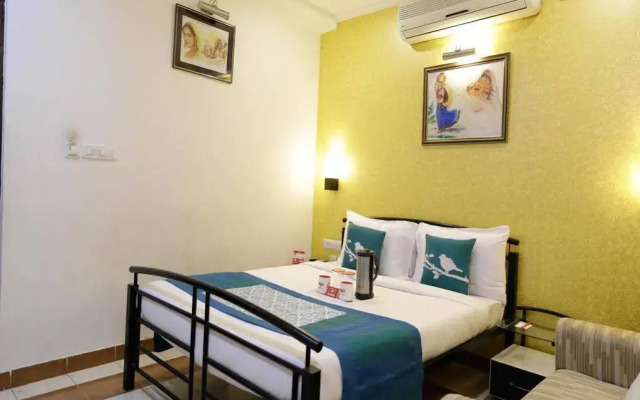 OYO 2730 Hotel Ethnic Residency