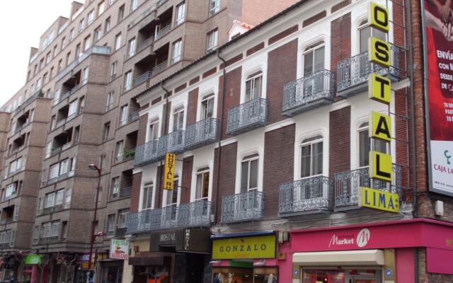 Hostal Lima