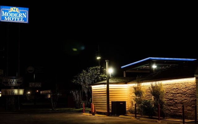 Modern Motel