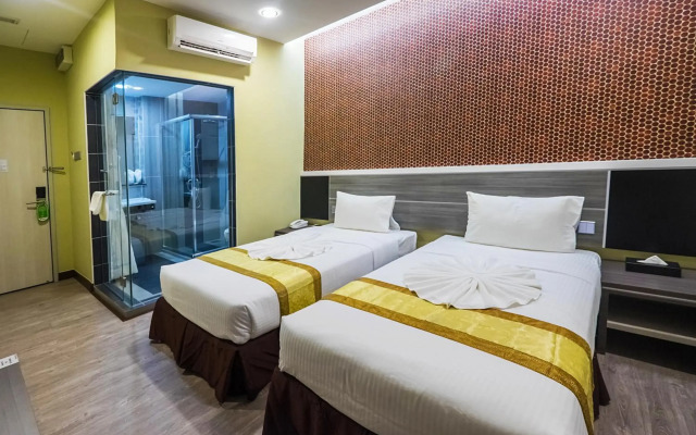 Indra Hotel