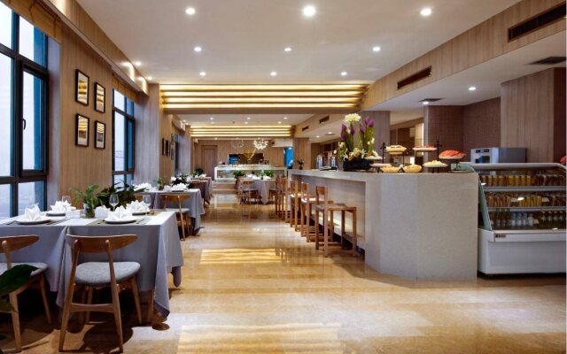 Atour Xi'an Yanta Hotel
