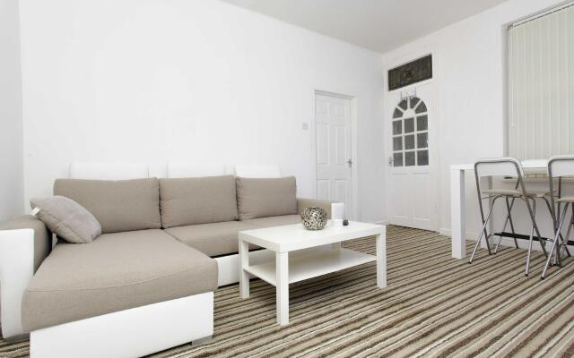 Brownhill House Apartments