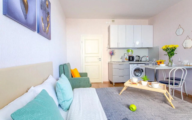 Welcome Home (Velkom Home) on 149 Narodnaya Opolcheniya Avenue