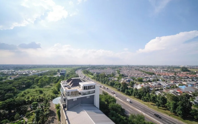 Best Price And Homey 1Br At Tamansari Prospero Apartment