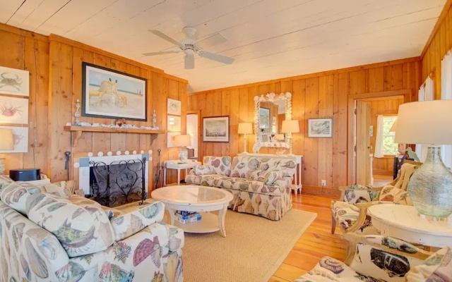 Kitchens Beach House by Peace Vacations