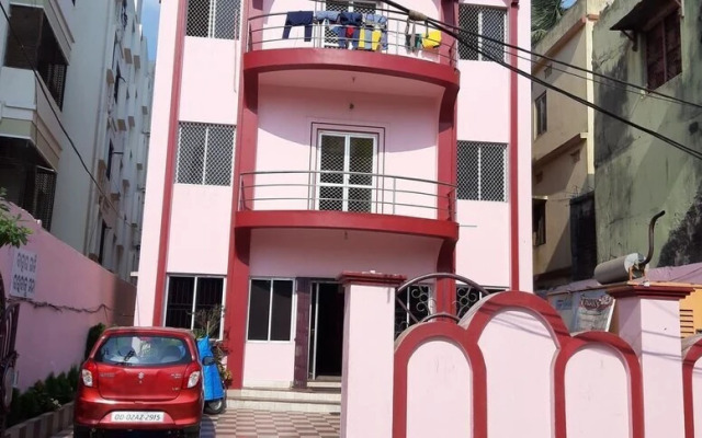 Goroomgo Puri Dham Lodge Puri