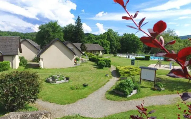 VVF Château sur la Vienne Lac de Vassivière, Nedde