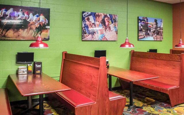 Cedar Stables Inn and Suites