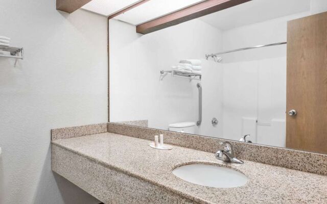 Days Inn & Suites Casey