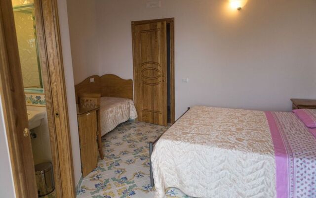 Rianna Rooms & Breakfast
