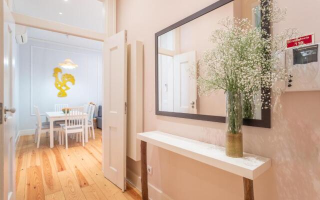 Baixa Cozy 2BR with AC - by LU Holidays