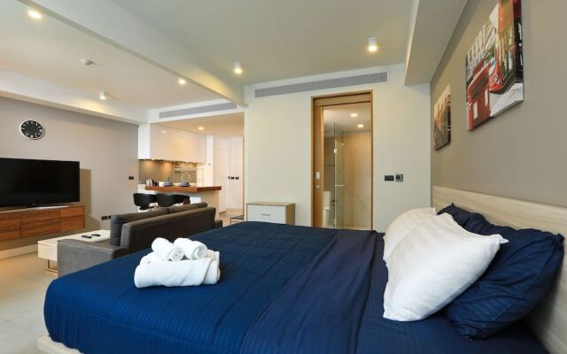 Oceanstone Phuket by Holy Cow 704
