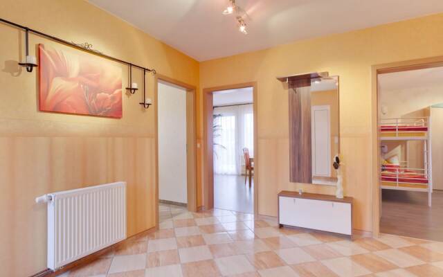 Amazing Holiday home in Am Salzhaff with Terrace