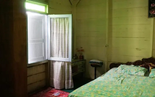 Homestay Madani 007 - Nita