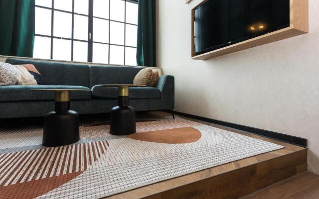Hotel de Timmerfabriek I Kloeg Collection
