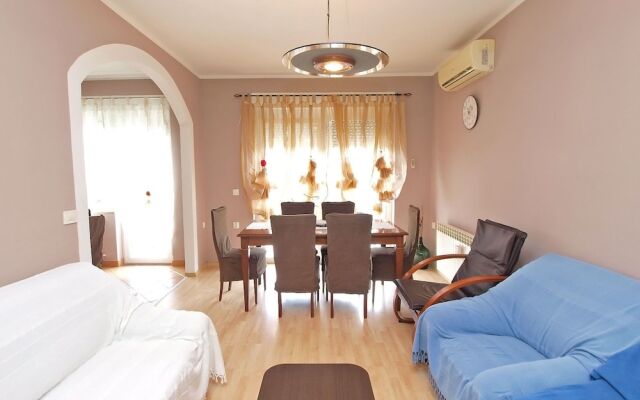 Apartment 1413