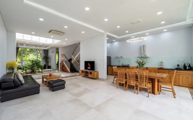Thao Dien Garden Villa 5BR Luxury Oasis