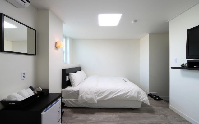 Ekonomy Hotel Incheon