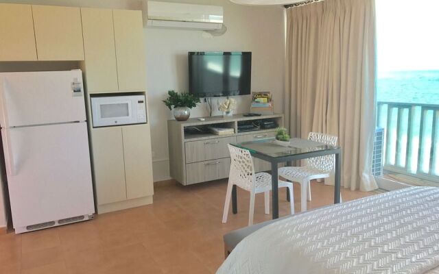 Stella Maris Beach Front Apartment