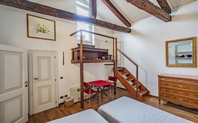 Ca' del Mercante Grand Canal