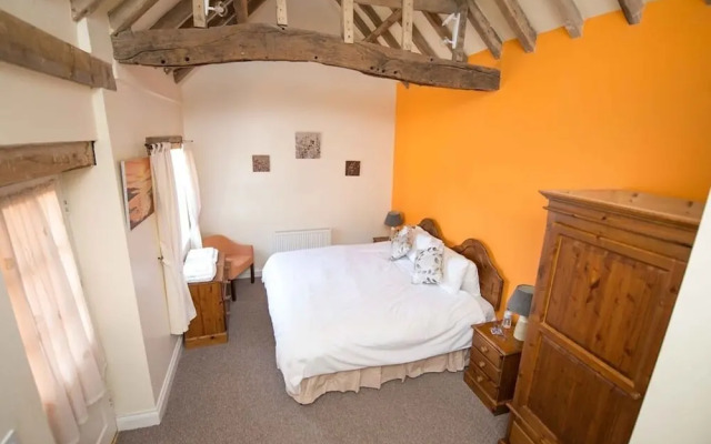 The Dickleburgh Crown