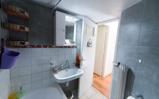 Athinian Apartment Veikou