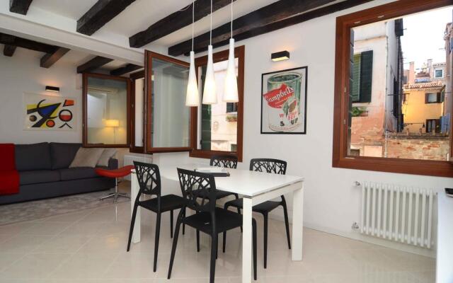 B&B Fortuny