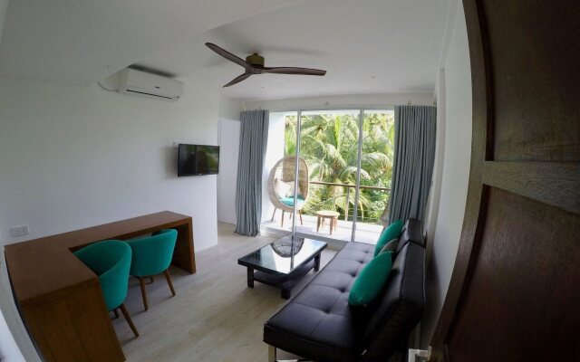 TME Retreats Dhigurah