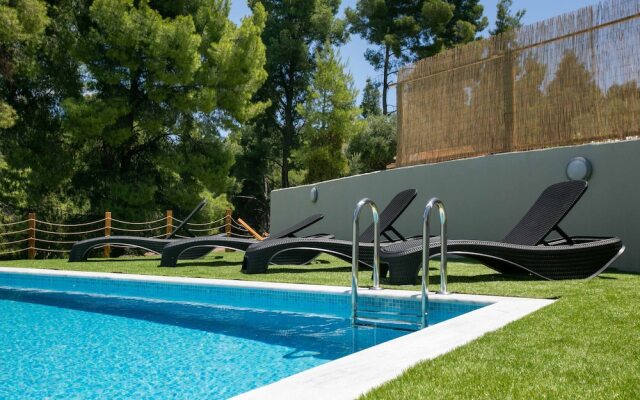 Euphoria Club 2 by Halkidiki Villas