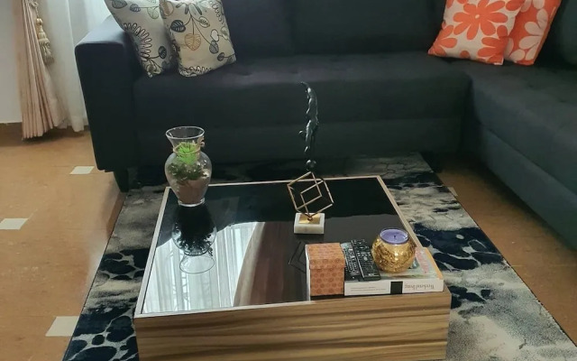 Luxury Sutes And Apartment By Emia Haven