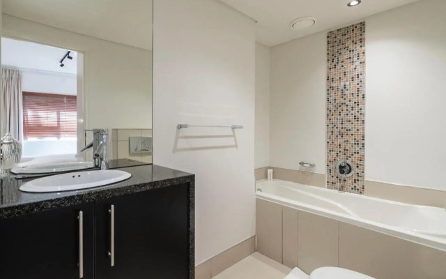 Xenia Aparthotel by Totalstay