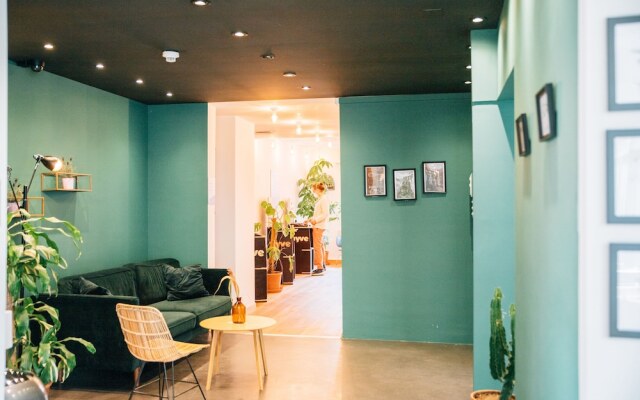 Hyve Hotel Basel - Hostel