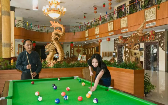 Golden View Hotel