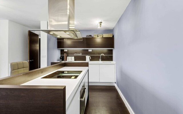 Gorgeous Mile End Flat