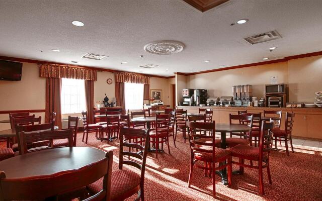 Best Western Plus Executive Inn