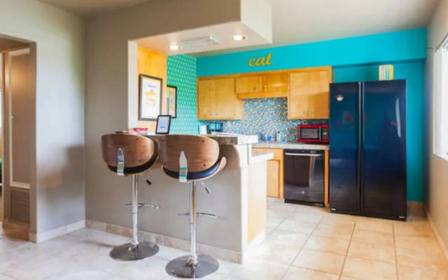 2BR Mid-Century Condo