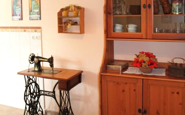 Burgos 102022 5 Bedroom Holiday home By Mo Rentals