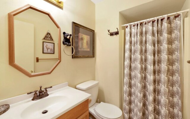 Inn Between Pines#1411
