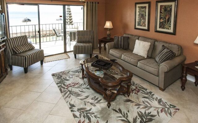 209 Mariner West