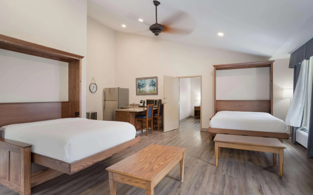 SureStay Plus Hotel by Best Western Elizabethtown Hershey