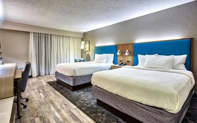 Courtyard by Marriott Hampton