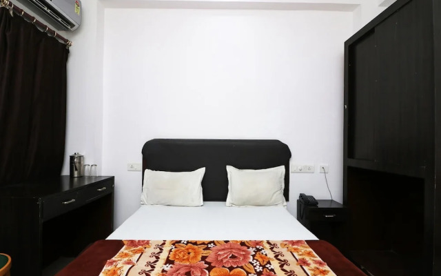 Spot On 42243 Hotel Shubh Sarthak