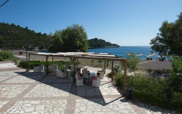 Agali Hotel