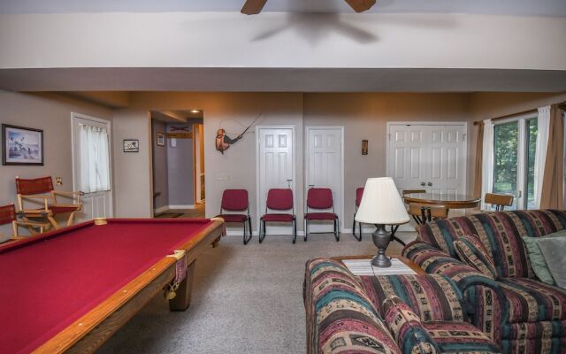 Nature's Retreat 5 Bedroom House