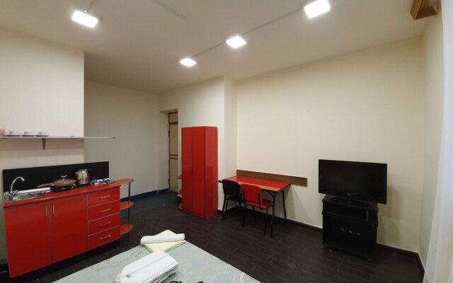 Doss Hotel and Hostel