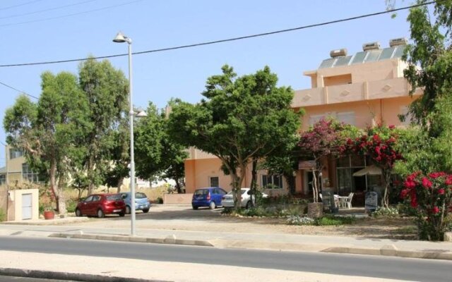 Aparthotel Athina